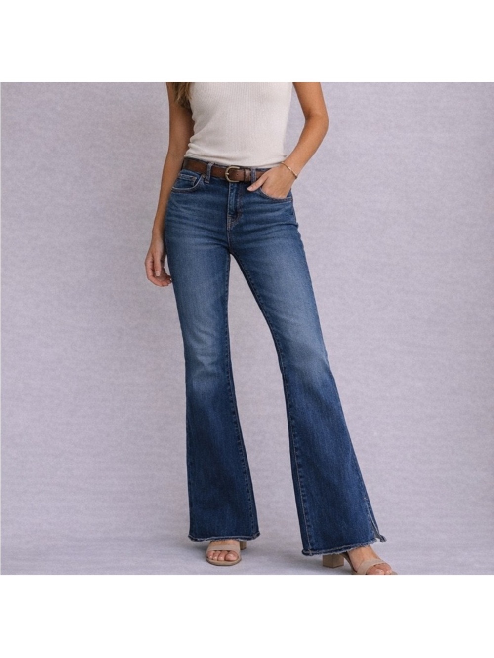 American Eagle Super High-Rise Flare Blue Jeans Size 0 Long